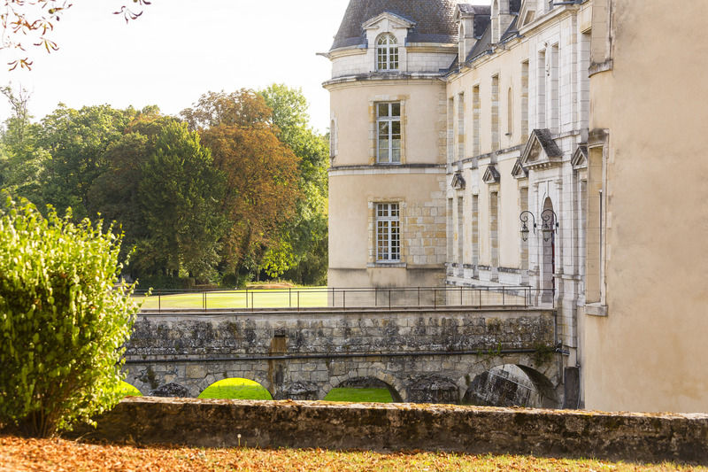 Chateau D'Augerville Golf & Spa Resort Zewnętrze zdjęcie