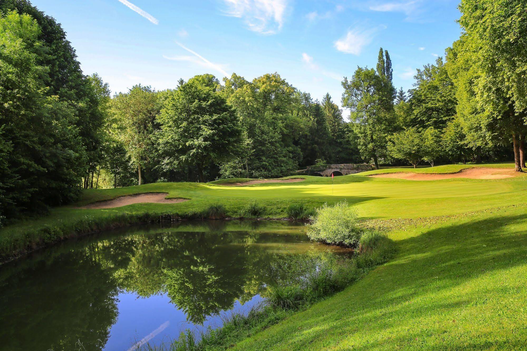 Chateau D'Augerville Golf & Spa Resort Zewnętrze zdjęcie